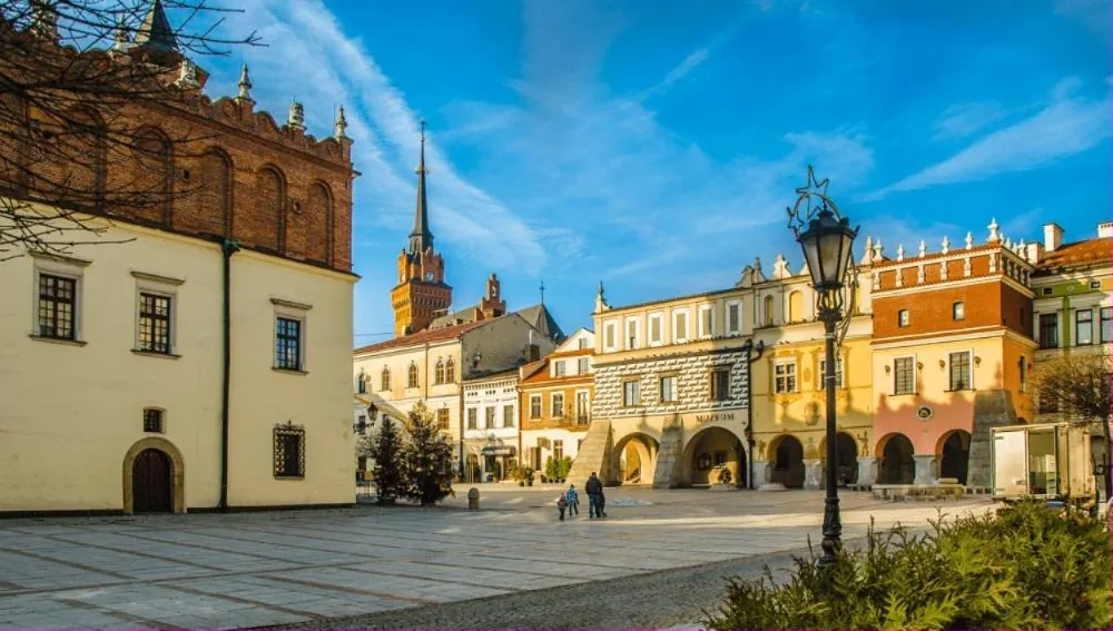 Ринкова площа в Тарнуві